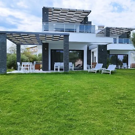 Villa Lux Et Mare Pefkochori