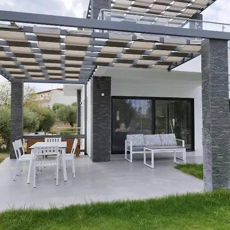 Lux Et Mare Villa *